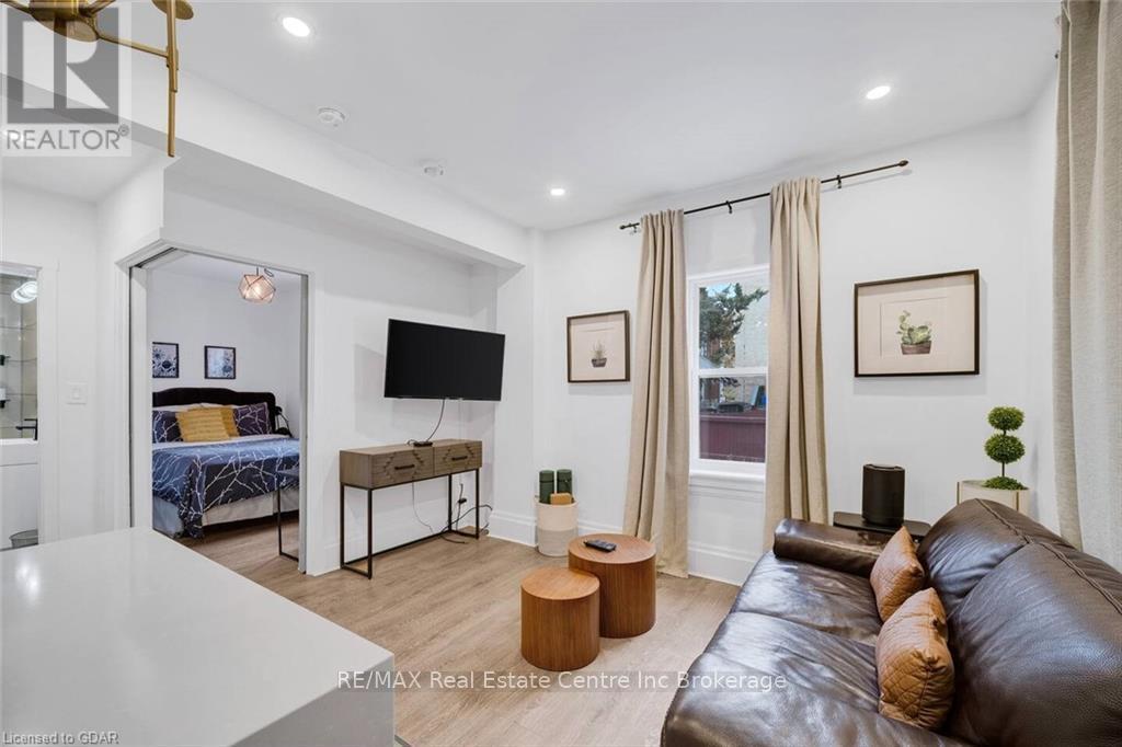 11 Mansion Street, Kitchener, Ontario  N2H 2J5 - Photo 7 - X11879823