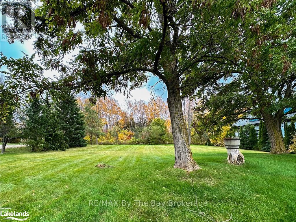 209314 26, Blue Mountains (Blue Mountain Resort Area), Ontario  L9Y 0T7 - Photo 2 - X10904044