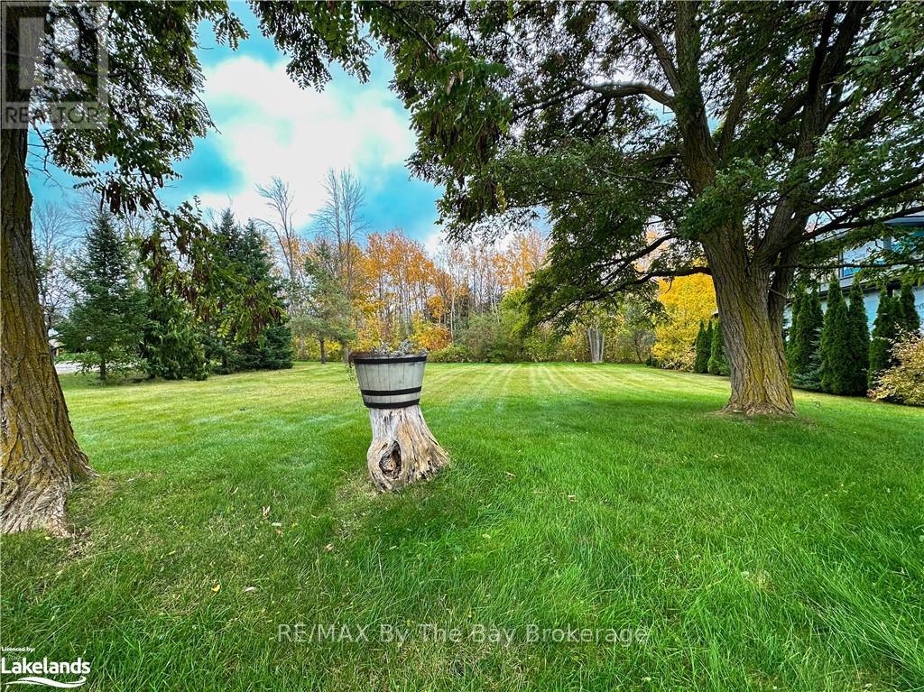 209314 26, Blue Mountains (Blue Mountain Resort Area), Ontario  L9Y 0T7 - Photo 3 - X10904044