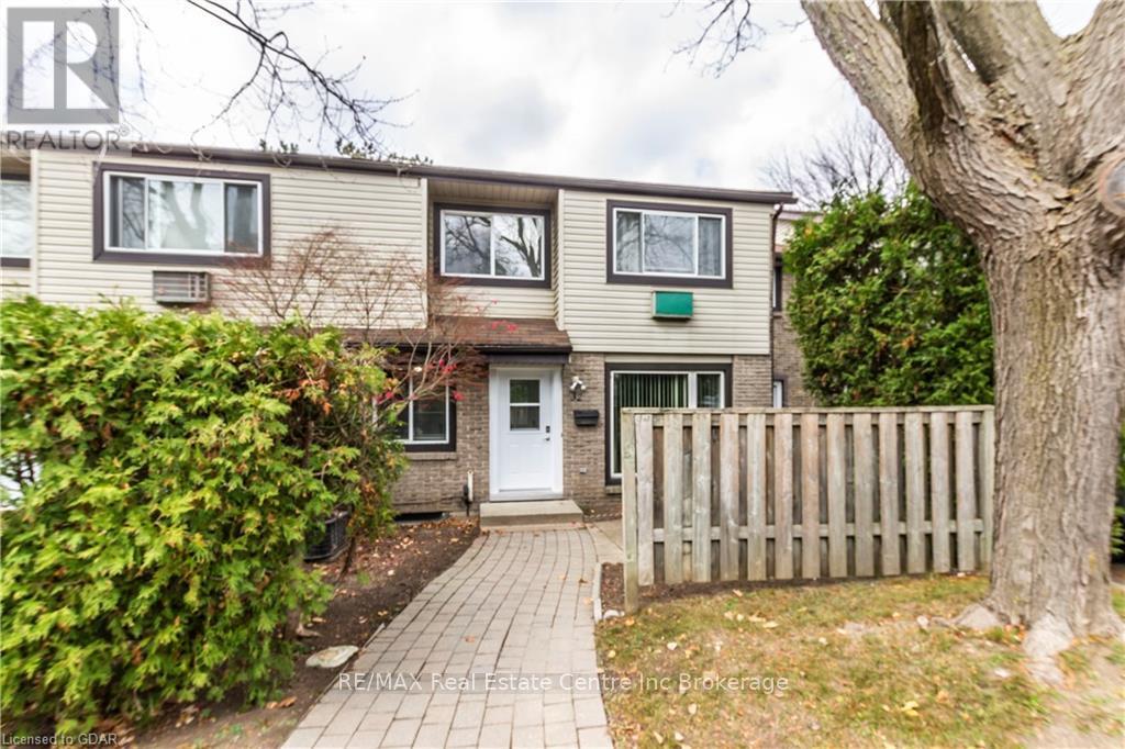 32 WILSONVIEW AVENUE, Guelph, Ontario