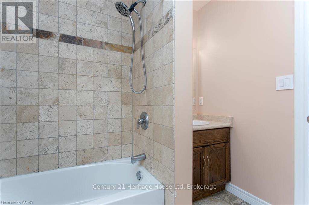 7 Washburn Drive, Guelph, Ontario  N1E 0B4 - Photo 28 - X11879898