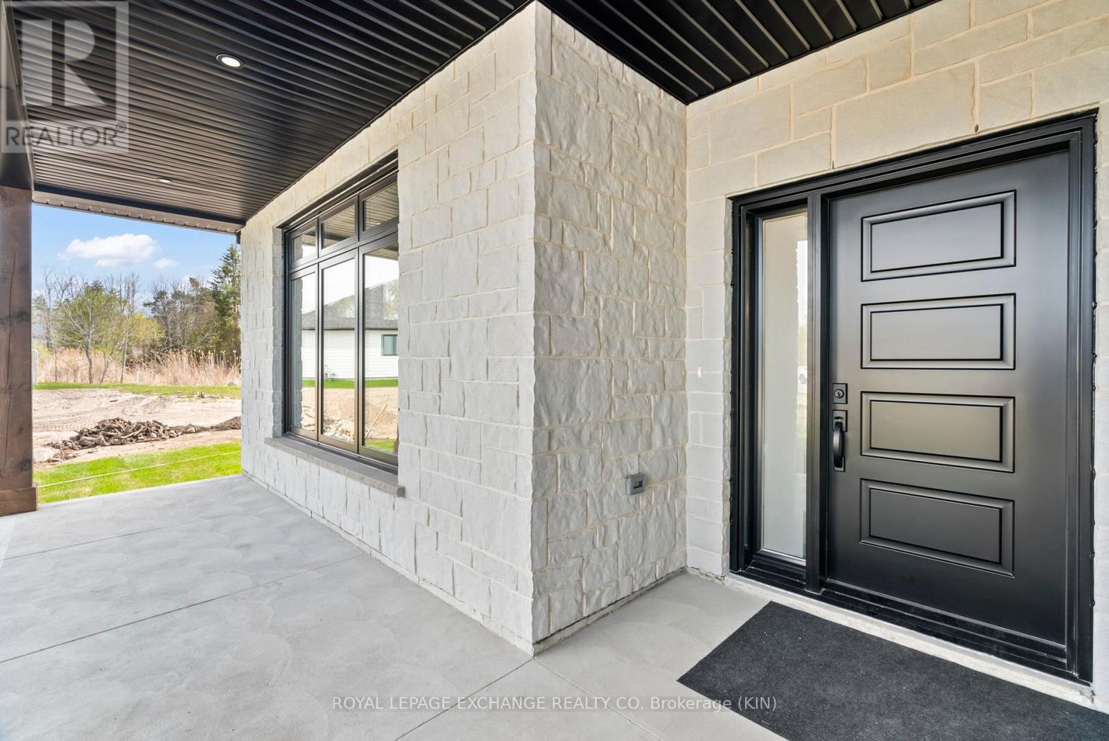 55 Mercedes Crescent, Kincardine, Ontario  N2Z 1G8 - Photo 3 - X11879931