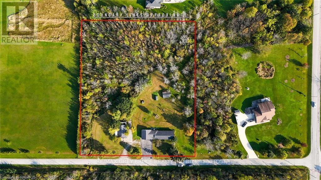 873 14th Street W, Georgian Bluffs, Ontario  N4K 6V5 - Photo 3 - X11879932