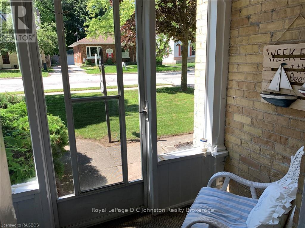 69 Albert Street N, Saugeen Shores, Ontario  N0H 2L0 - Photo 3 - X11879957