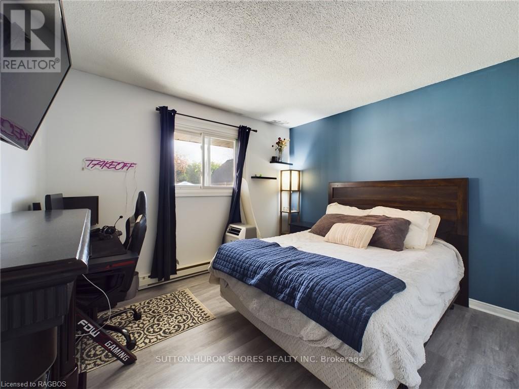 495 Ridge Street, Saugeen Shores, Ontario  N0H 2C1 - Photo 18 - X11879988