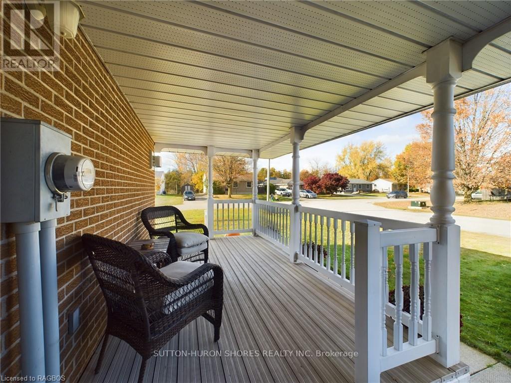 495 Ridge Street, Saugeen Shores, Ontario  N0H 2C1 - Photo 9 - X11879988