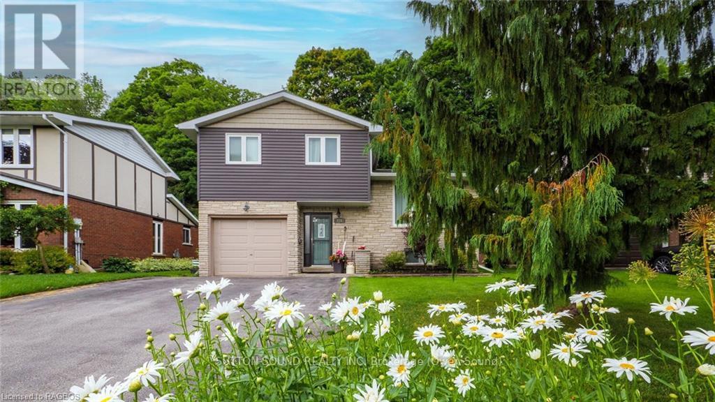 136 6th Avenue W, Owen Sound, Ontario  N4K 6C8 - Photo 2 - X11879998