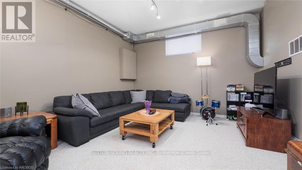 136 6th Avenue W, Owen Sound, Ontario  N4K 6C8 - Photo 21 - X11879998