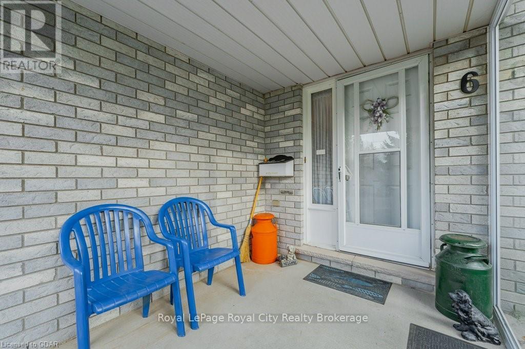 6 Hollyberry PlaceGuelph (Parkwood Gardens), Ontario  N1K 1P2 - Photo 5 - X11879857
