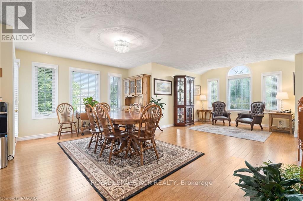 414 4th Street S, Hanover, Ontario  N4N 3V1 - Photo 13 - X11880015