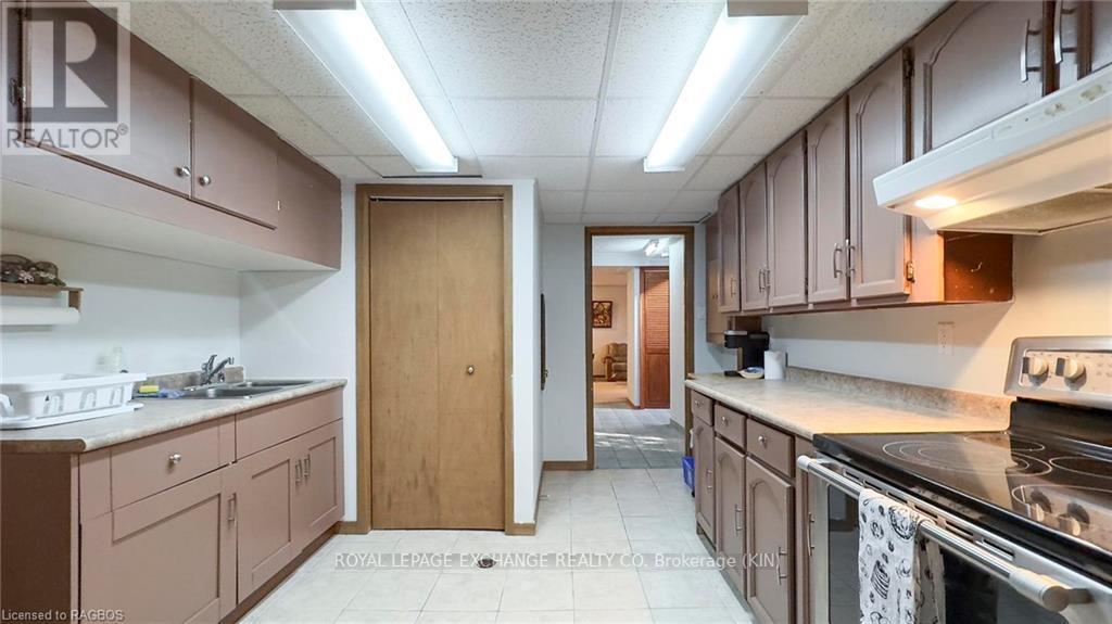 644 Scott Street, Kincardine, Ontario  N2Z 1V6 - Photo 34 - X11880042