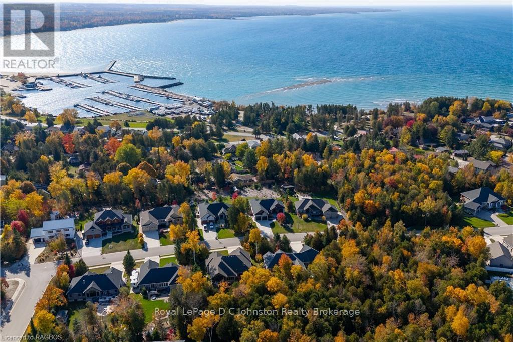 136 Trillium Drive Drive, Saugeen Shores, Ontario  N0H 2C2 - Photo 4 - X11880044