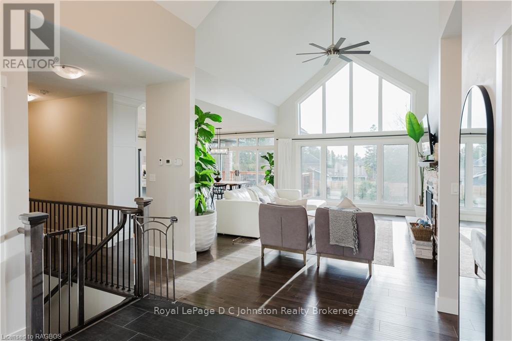 136 Trillium Drive Drive, Saugeen Shores, Ontario  N0H 2C2 - Photo 9 - X11880044