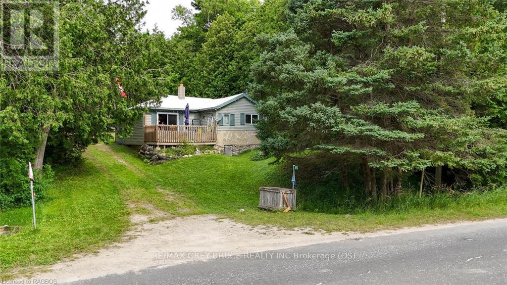 615 Stokes Bay Road, Northern Bruce Peninsula, Ontario  N0H 1W0 - Photo 2 - X10848893