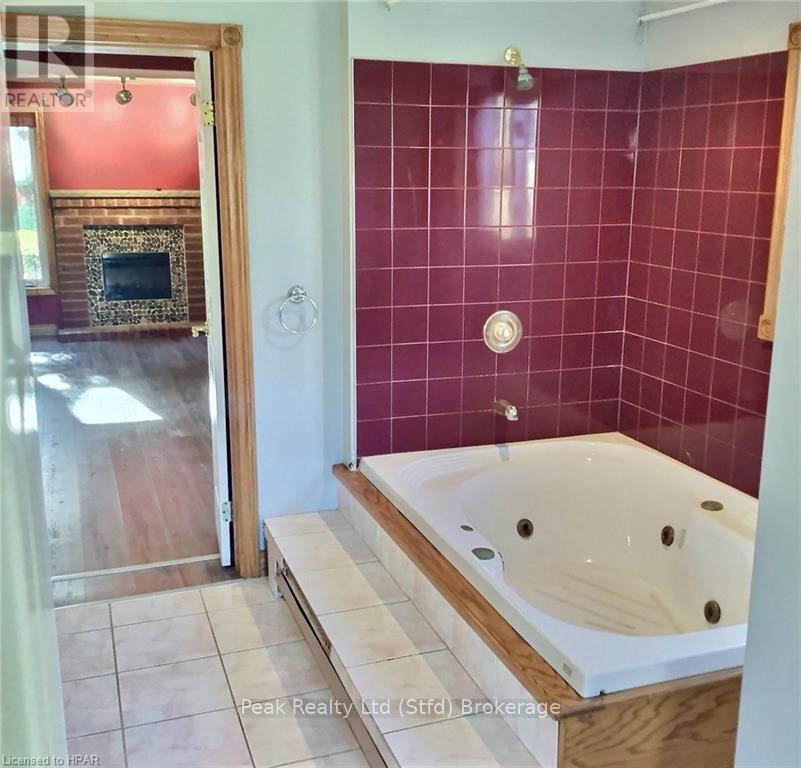 42669 Graham Road, Huron East, Ontario  N0G 1H0 - Photo 17 - X11880155
