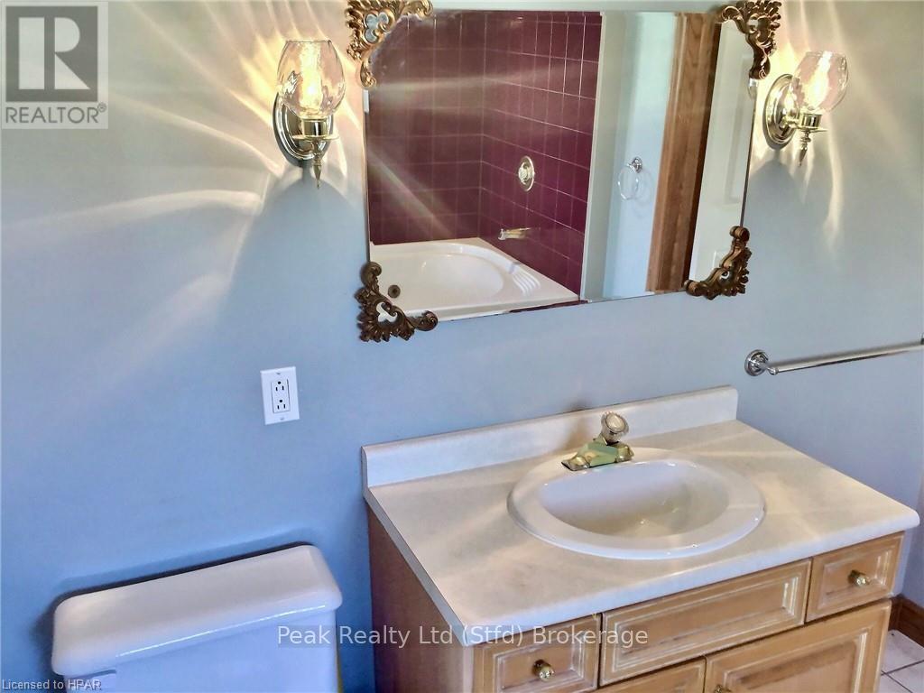 42669 Graham Road, Huron East, Ontario  N0G 1H0 - Photo 19 - X11880155