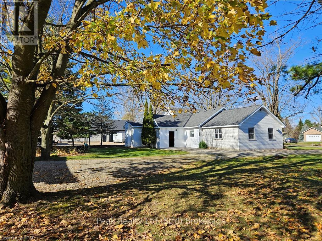 42669 Graham Road, Huron East, Ontario  N0G 1H0 - Photo 3 - X11880155