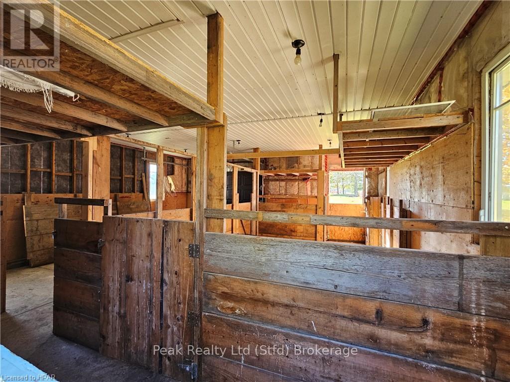 42669 Graham Road, Huron East, Ontario  N0G 1H0 - Photo 30 - X11880155