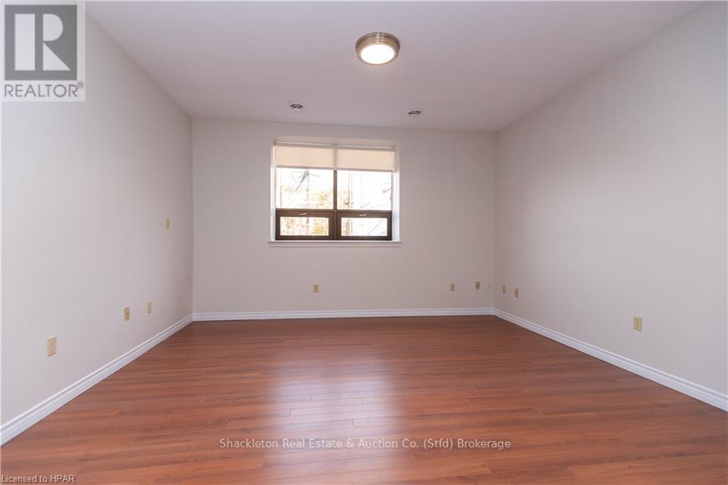 254 - 55 Downie Street, Stratford, Ontario  N5A 1W7 - Photo 10 - X11880195