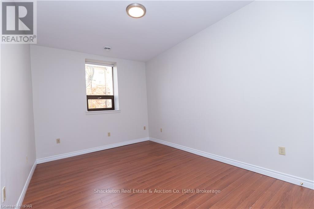 254 - 55 Downie Street, Stratford, Ontario  N5A 1W7 - Photo 18 - X11880195