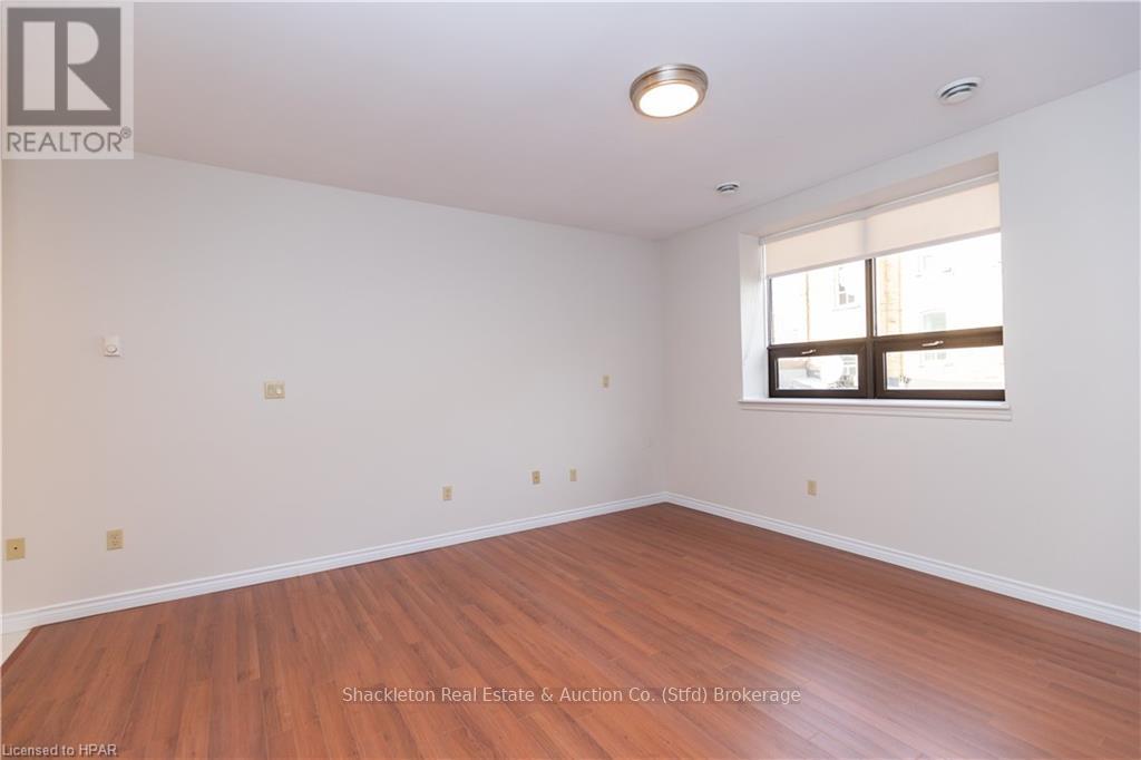 254 - 55 Downie Street, Stratford, Ontario  N5A 1W7 - Photo 9 - X11880195