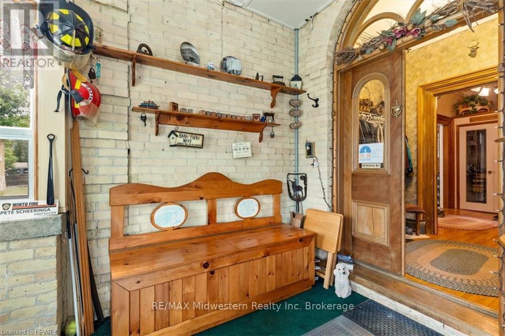 163 John Street, Minto, Ontario  N0G 1Z0 - Photo 6 - X11880210