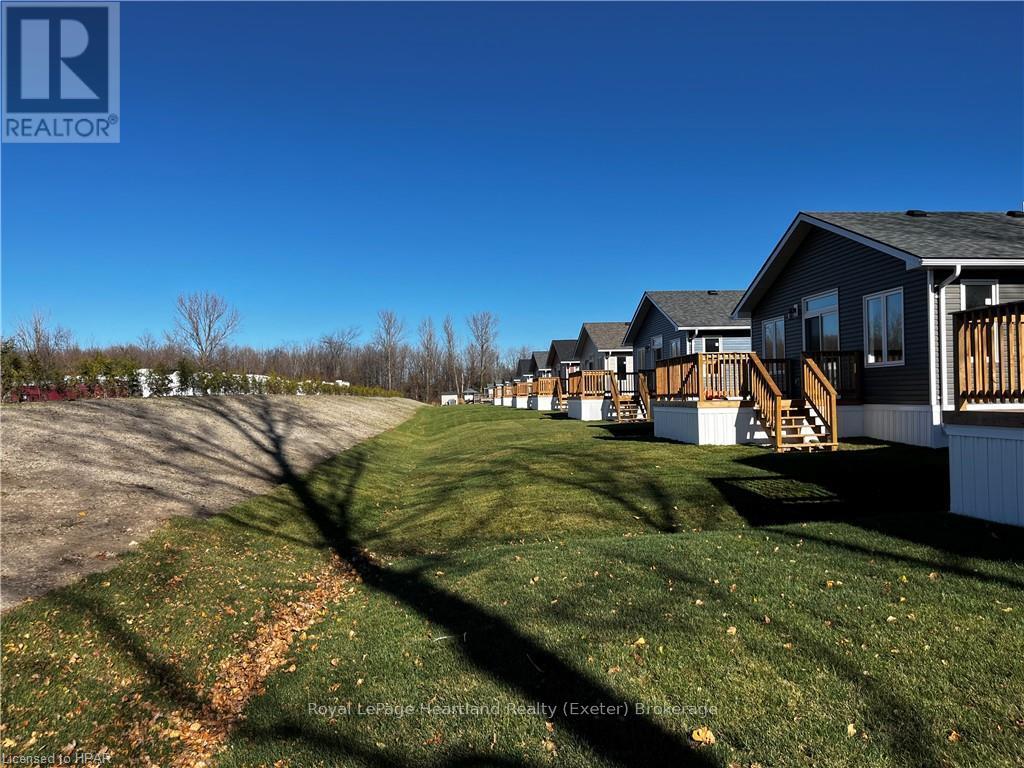 19 Blfs Vw Boulevard, Ashfield-Colborne-Wawanosh (Colborne), Ontario  N7A 0C1 - Photo 17 - X11880211