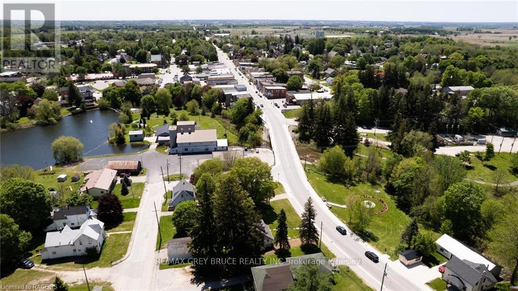 37 1st Ave N, Arran-Elderslie, Ontario  N0G 1L0 - Photo 4 - X10848698