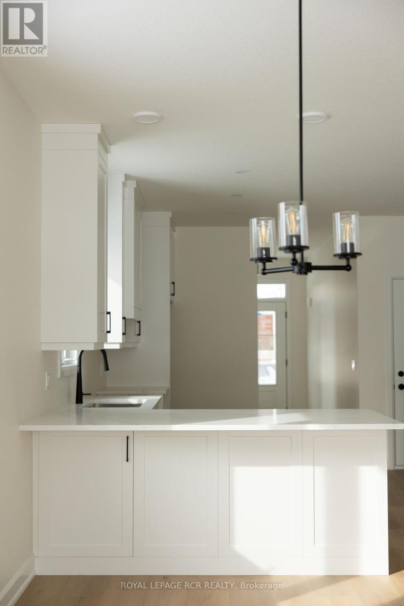 360 Wellington Street E, Wellington North, Ontario  N0G 2L4 - Photo 4 - X10848791