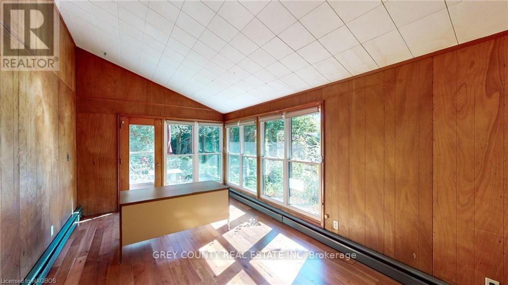 29 Main Street E, Grey Highlands (Markdale), Ontario  N0C 1H0 - Photo 14 - X11870454