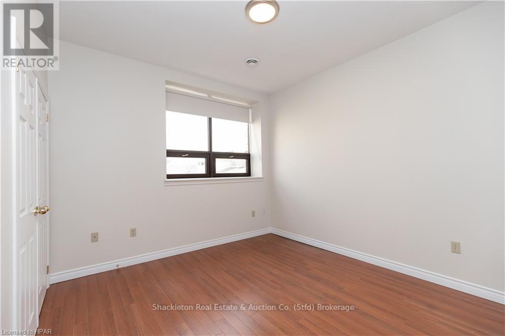 255 - 55 Downie Street, Stratford, Ontario  N5A 1W7 - Photo 16 - X11880214