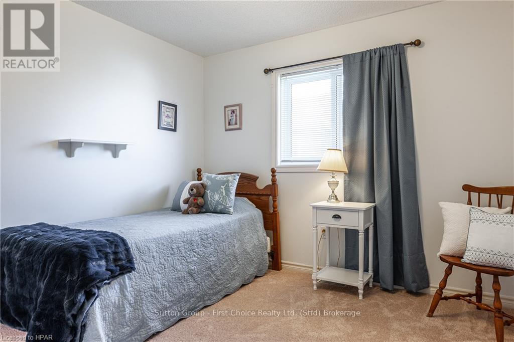 187 Blenheim Court, West Perth, Ontario  N0K 1N0 - Photo 12 - X11880216