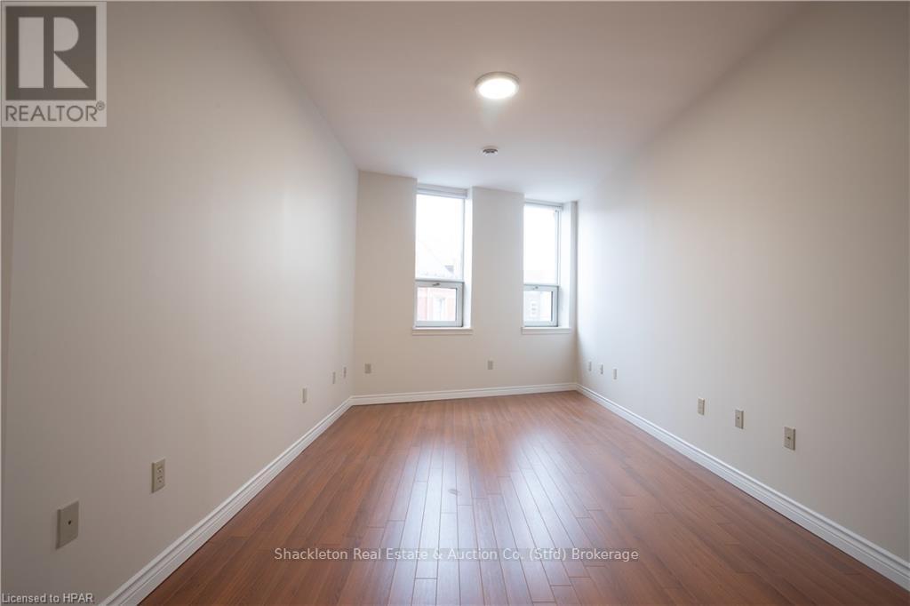 351 - 55 Downie Street, Stratford, Ontario  N5A 1W7 - Photo 15 - X11880225