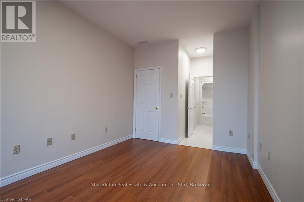 351 - 55 Downie Street, Stratford, Ontario  N5A 1W7 - Photo 16 - X11880225