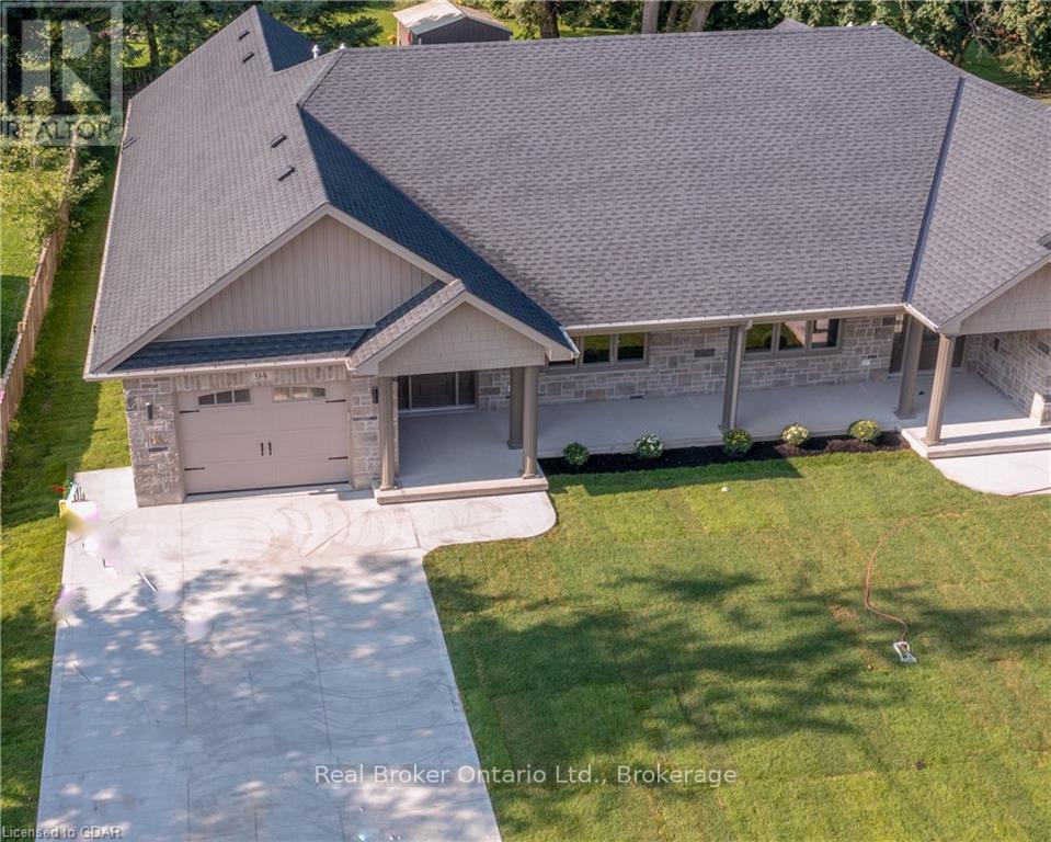 92 & 94 KING STREET S, Minto, Ontario