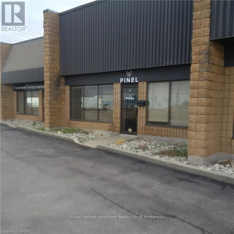 105 Northland Road, Waterloo, Ontario  N2V 1Y8 - Photo 10 - X11880234