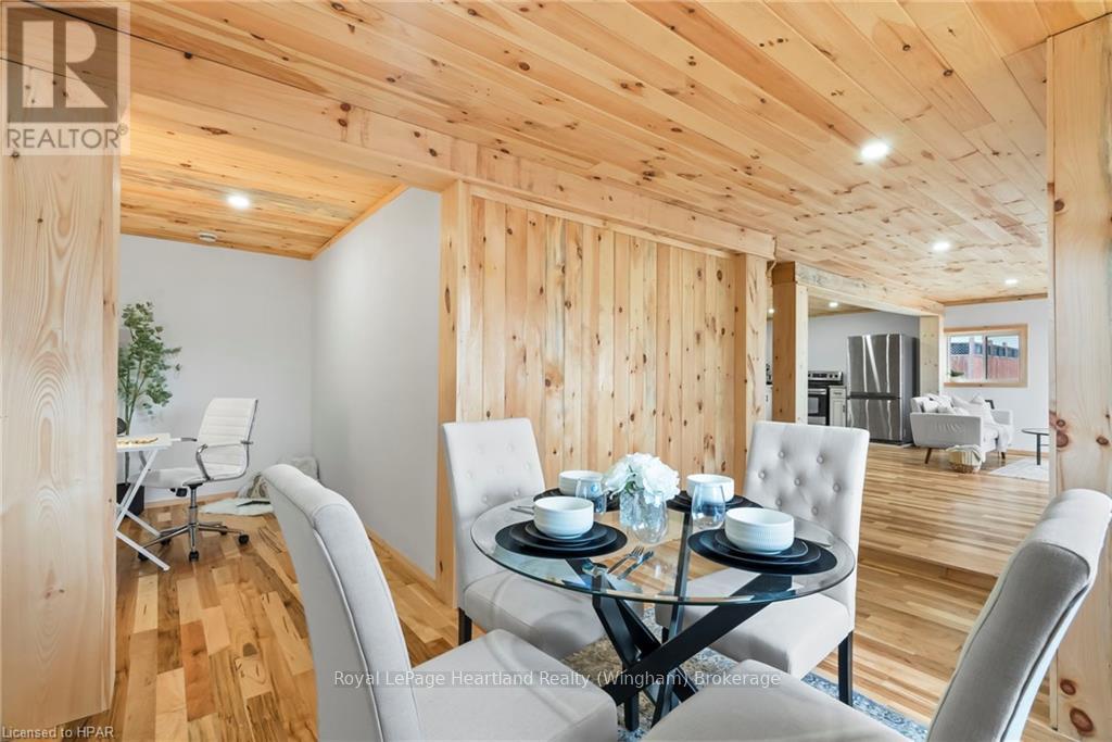 790 Garafraxa Street N, West Grey, Ontario  N0G 1R0 - Photo 11 - X11880240