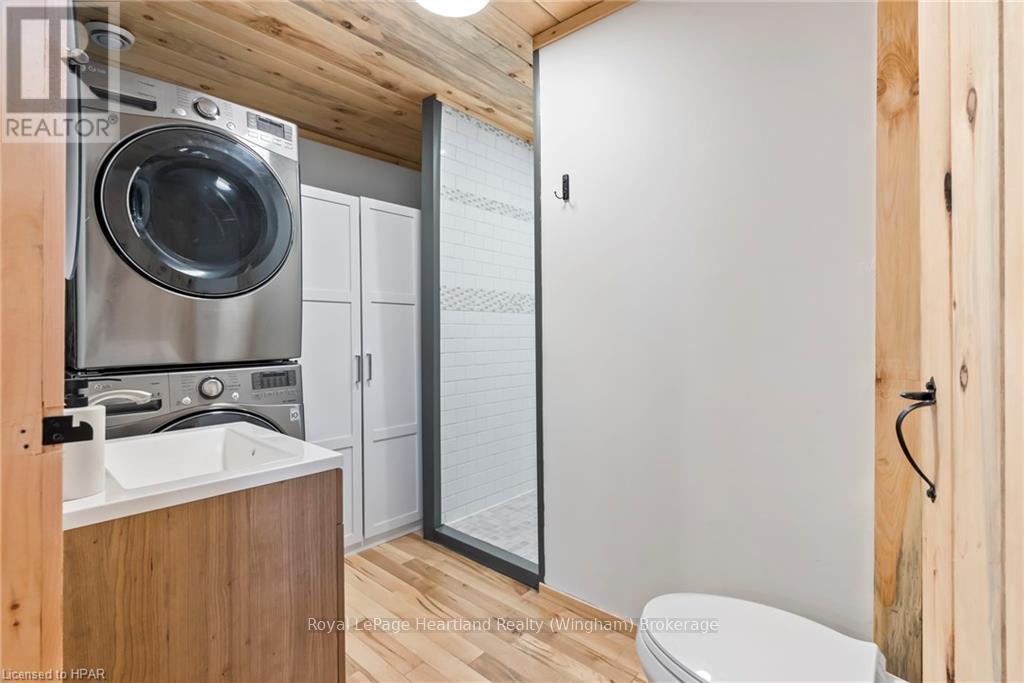 790 Garafraxa Street N, West Grey, Ontario  N0G 1R0 - Photo 14 - X11880240