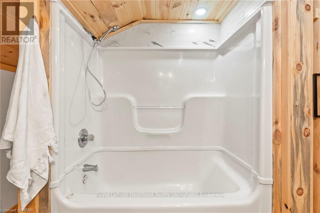 790 Garafraxa Street N, West Grey, Ontario  N0G 1R0 - Photo 21 - X11880240