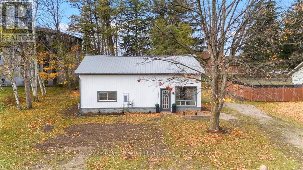 790 Garafraxa Street N, West Grey, Ontario  N0G 1R0 - Photo 28 - X11880240