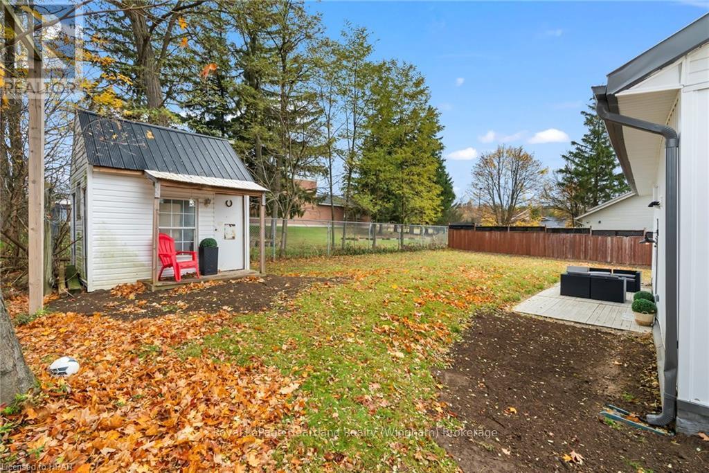 790 Garafraxa Street N, West Grey, Ontario  N0G 1R0 - Photo 37 - X11880240