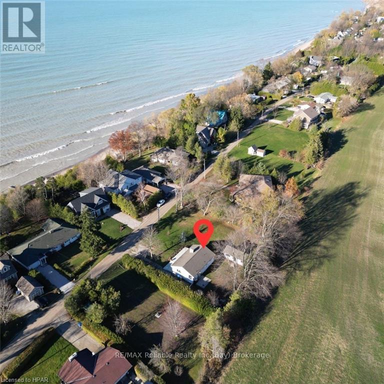 71658 Old Cedar Bank Lane, Bluewater, Ontario  N0M 1N0 - Photo 6 - X11880247