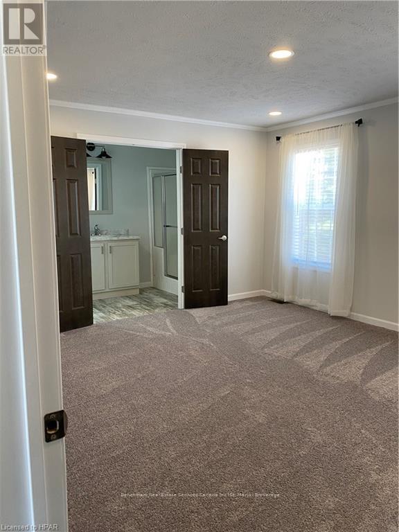 211 Spruce Drive, West Grey, Ontario  N4N 3B8 - Photo 10 - X11880251