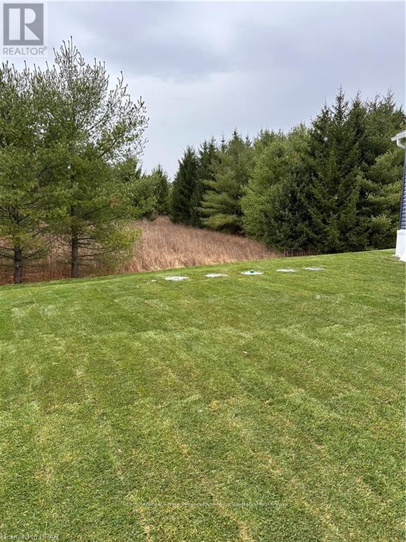 211 Spruce Drive, West Grey, Ontario  N4N 3B8 - Photo 5 - X11880251