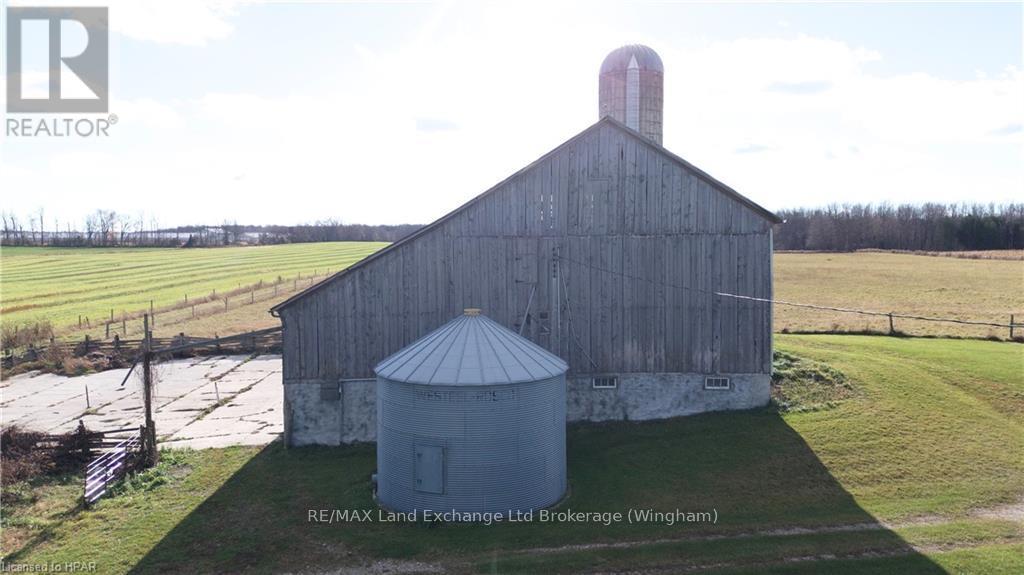 39831 Reid Road, North Huron, Ontario  N0G 2W0 - Photo 12 - X11880253