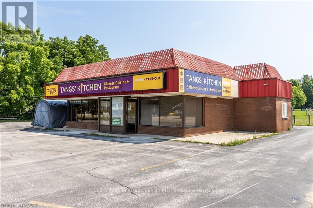 379 Goderich Street, Saugeen Shores, Ontario  N0H 2C1 - Photo 1 - X10848990