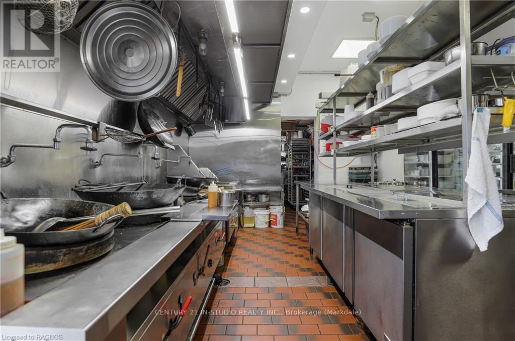 379 Goderich Street, Saugeen Shores, Ontario  N0H 2C1 - Photo 16 - X10848990