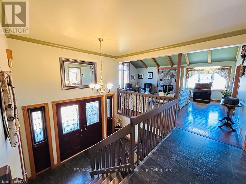 84332 Mcnabb Line, Huron East, Ontario  N0G 1H0 - Photo 10 - X11880271