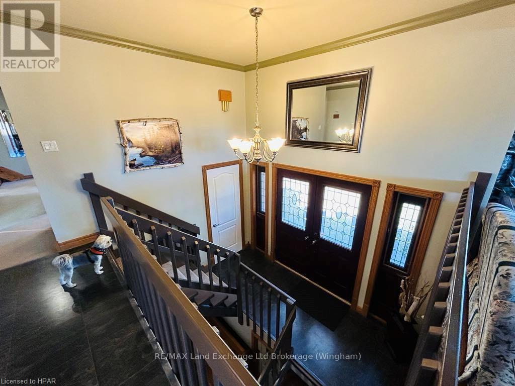 84332 Mcnabb Line, Huron East, Ontario  N0G 1H0 - Photo 11 - X11880271