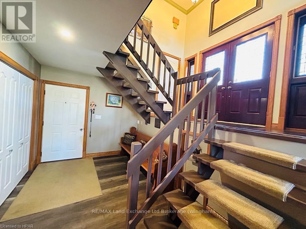 84332 Mcnabb Line, Huron East, Ontario  N0G 1H0 - Photo 24 - X11880271